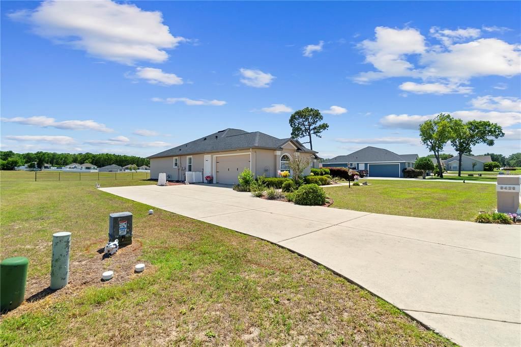 For Sale: $449,900 (3 beds, 2 baths, 2396 Square Feet)