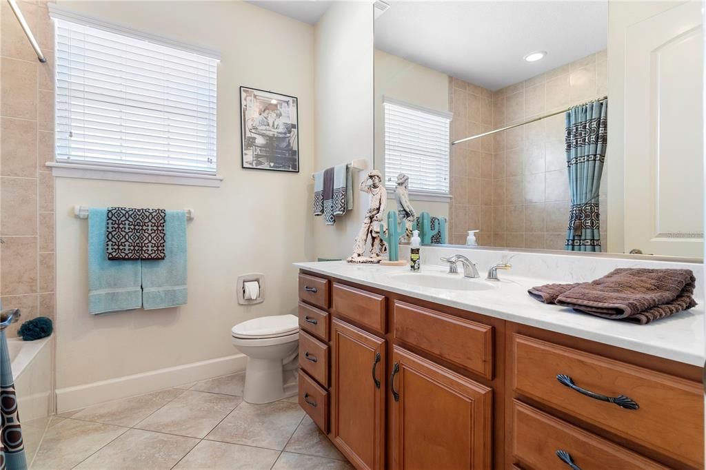 For Sale: $449,900 (3 beds, 2 baths, 2396 Square Feet)