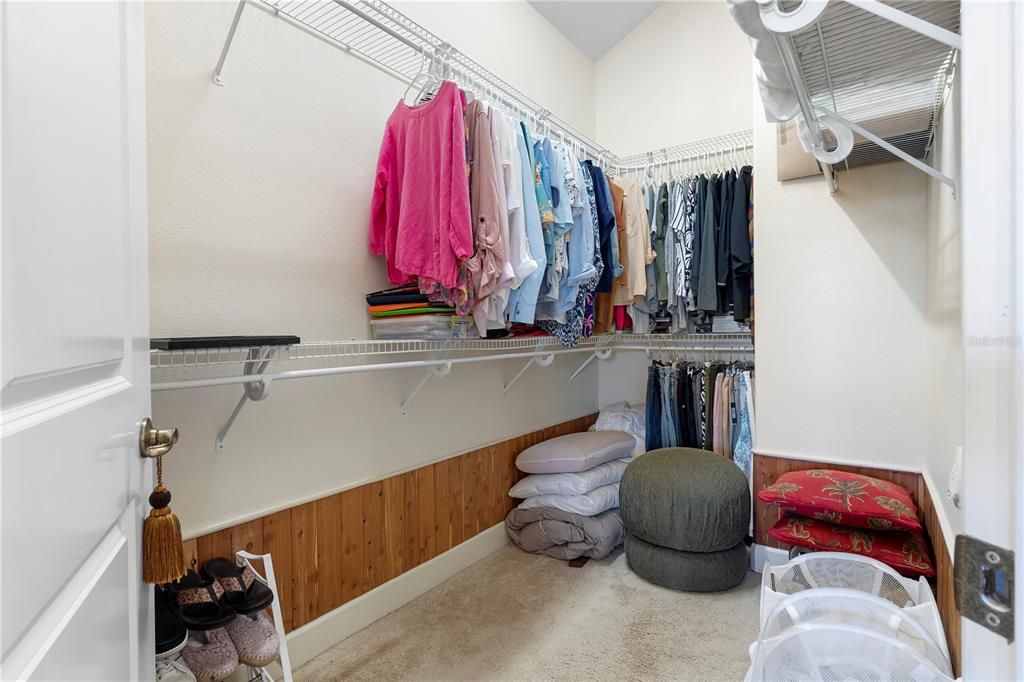 For Sale: $449,900 (3 beds, 2 baths, 2396 Square Feet)