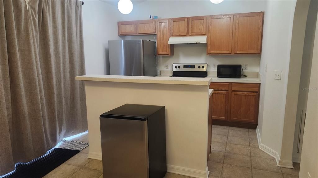 For Rent: $1,995 (3 beds, 2 baths, 1158 Square Feet)