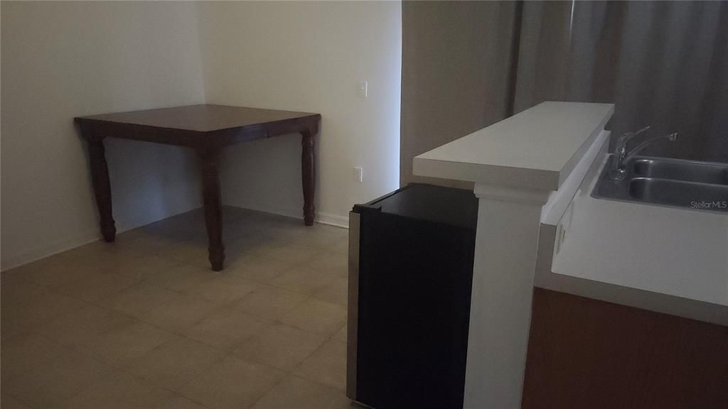 For Rent: $1,995 (3 beds, 2 baths, 1158 Square Feet)