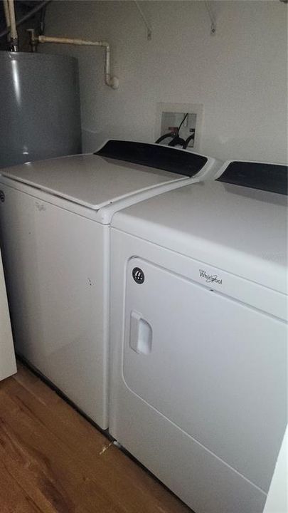 For Rent: $1,995 (3 beds, 2 baths, 1158 Square Feet)