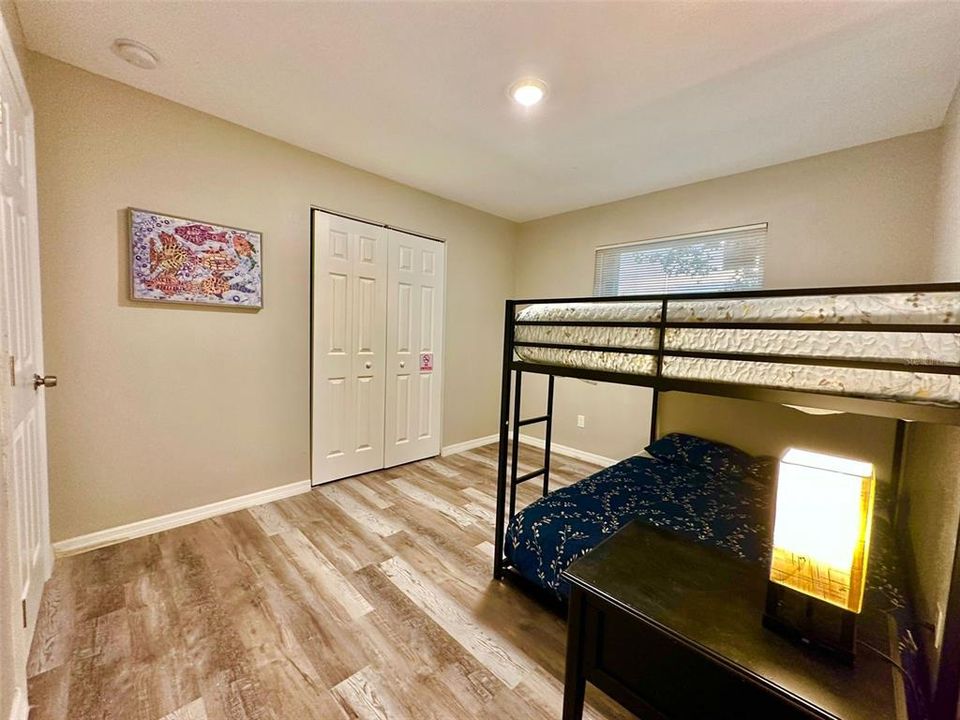 For Sale: $450,000 (5 beds, 3 baths, 2208 Square Feet)