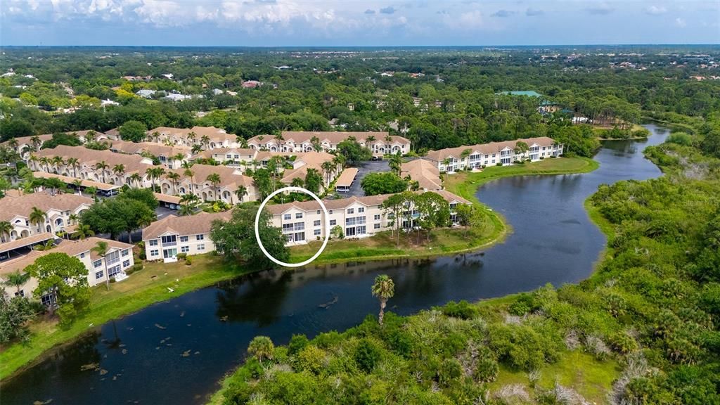 На продажу: $255,000 (2 спален, 2 ванн, 1068 Квадратных фут)