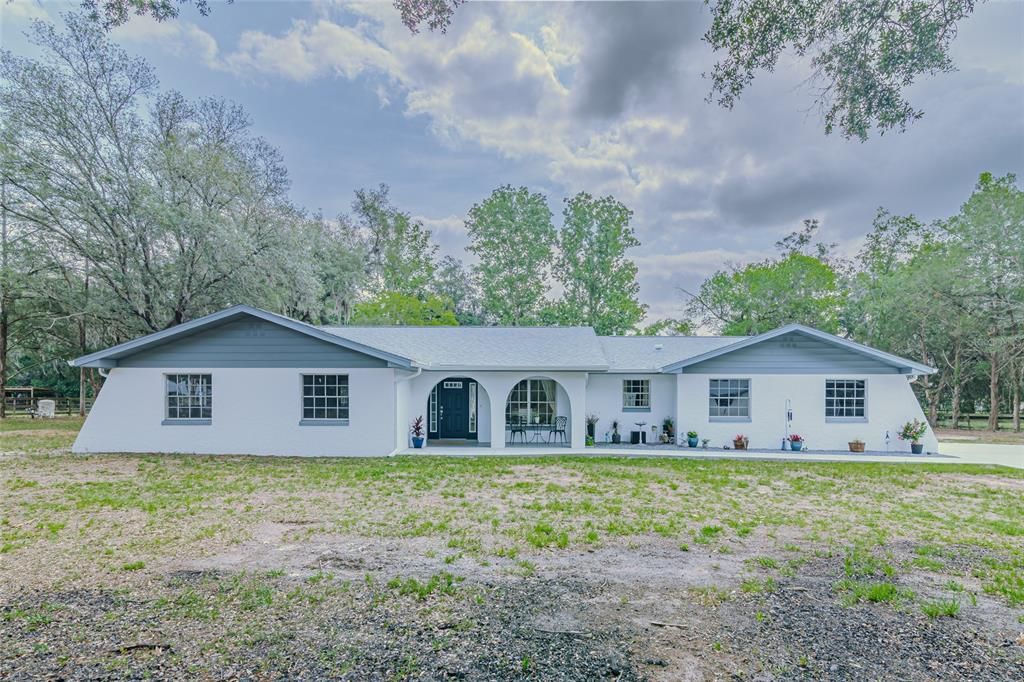 For Sale: $599,900 (3 beds, 2 baths, 1915 Square Feet)