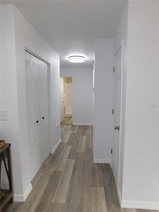 For Sale: $599,900 (3 beds, 2 baths, 1915 Square Feet)