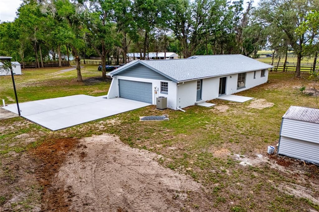 For Sale: $599,900 (3 beds, 2 baths, 1915 Square Feet)