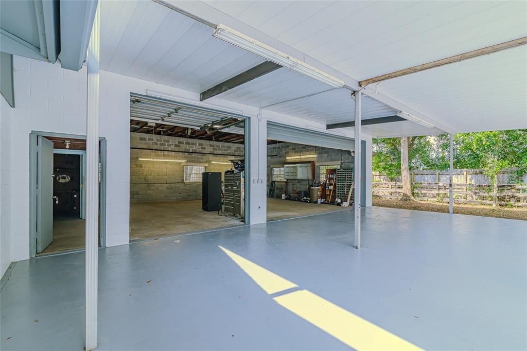 For Sale: $599,900 (3 beds, 2 baths, 1915 Square Feet)