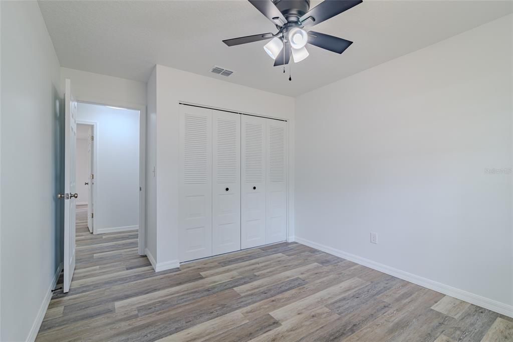 For Sale: $599,900 (3 beds, 2 baths, 1915 Square Feet)