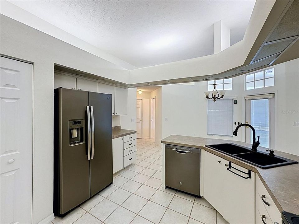 En Venta: $412,900 (3 camas, 2 baños, 1781 Pies cuadrados)