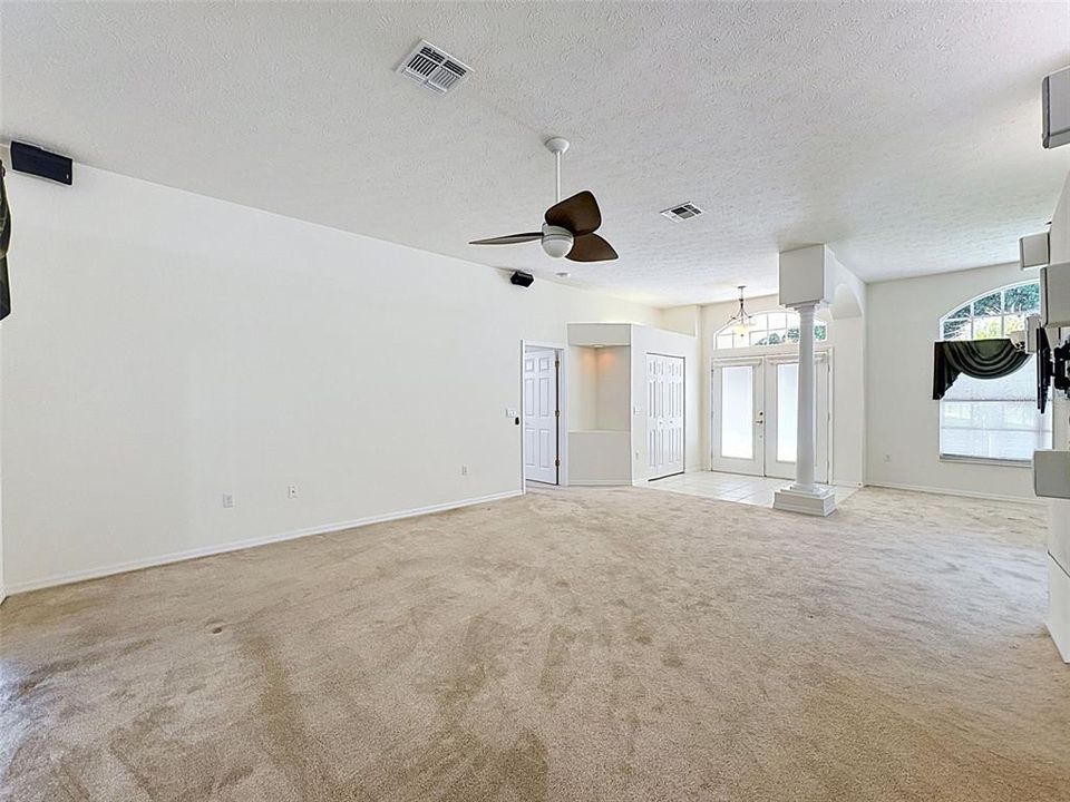 En Venta: $412,900 (3 camas, 2 baños, 1781 Pies cuadrados)