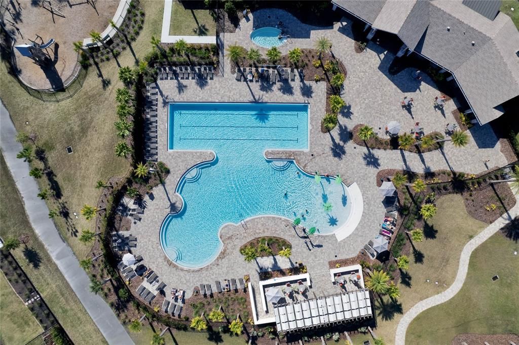 Activo con contrato: $589,000 (4 camas, 2 baños, 2683 Pies cuadrados)