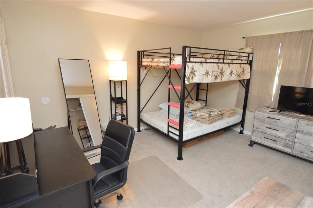 В аренду: $2,500 (2 спален, 2 ванн, 1018 Квадратных фут)