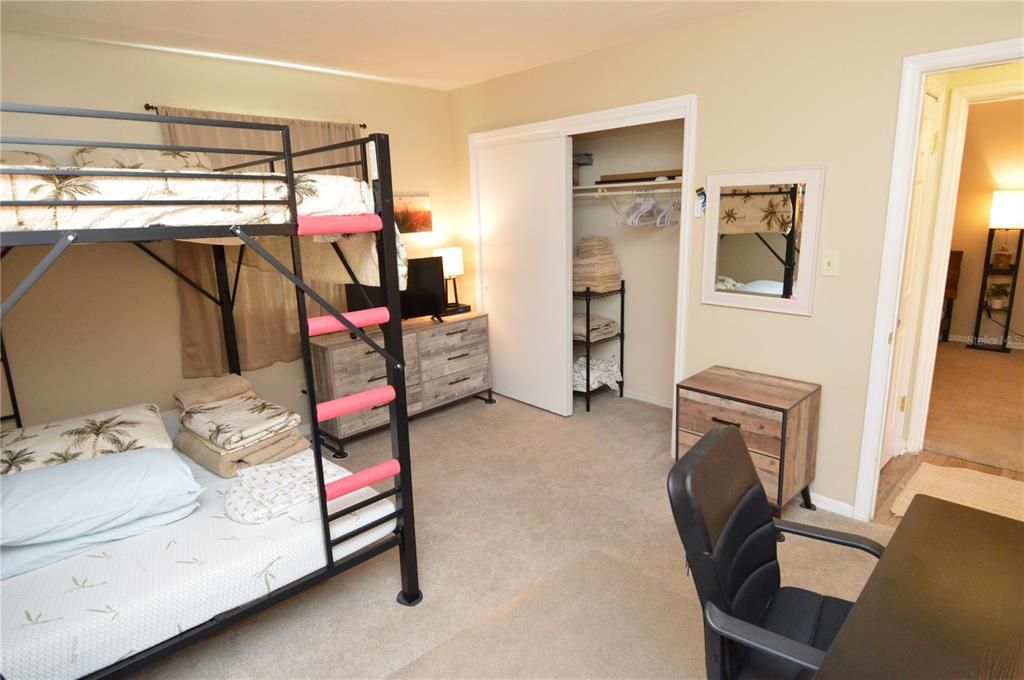 В аренду: $2,500 (2 спален, 2 ванн, 1018 Квадратных фут)