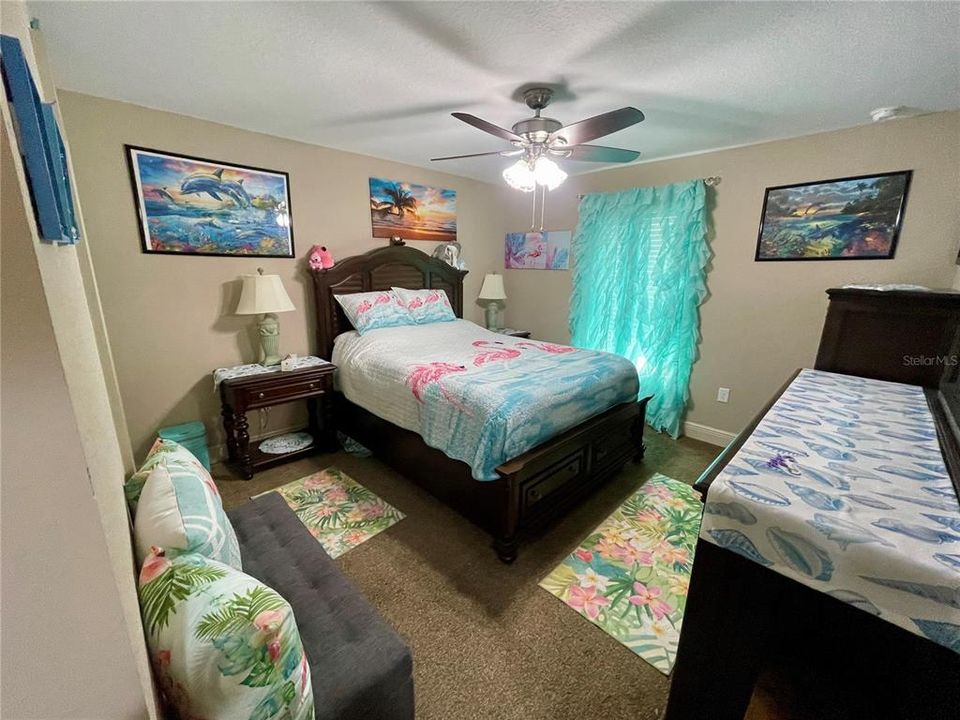 For Sale: $315,000 (3 beds, 2 baths, 1934 Square Feet)