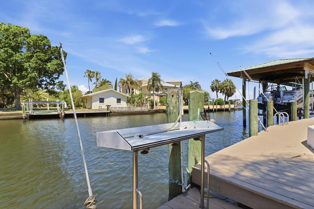 For Sale: $925,000 (3 beds, 2 baths, 1200 Square Feet)