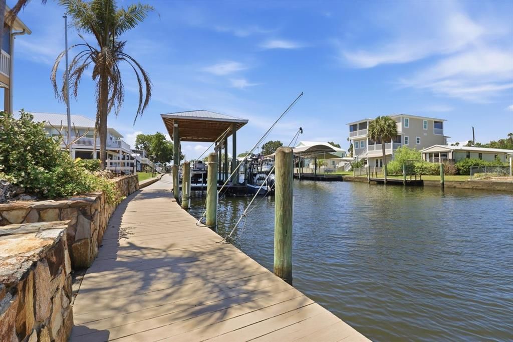For Sale: $925,000 (3 beds, 2 baths, 1200 Square Feet)