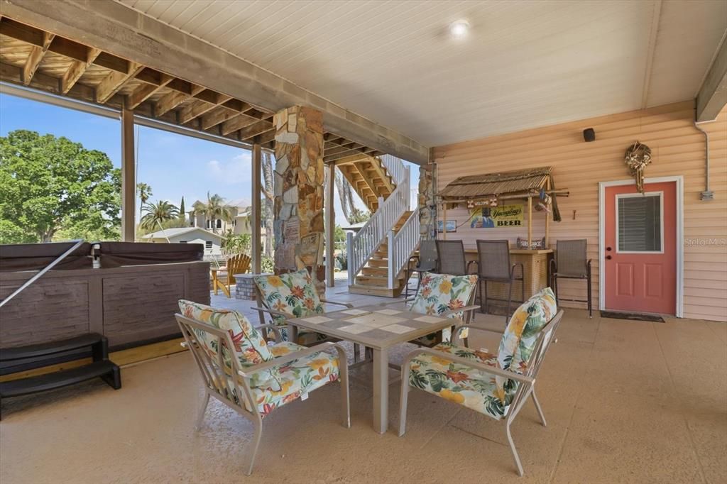For Sale: $925,000 (3 beds, 2 baths, 1200 Square Feet)
