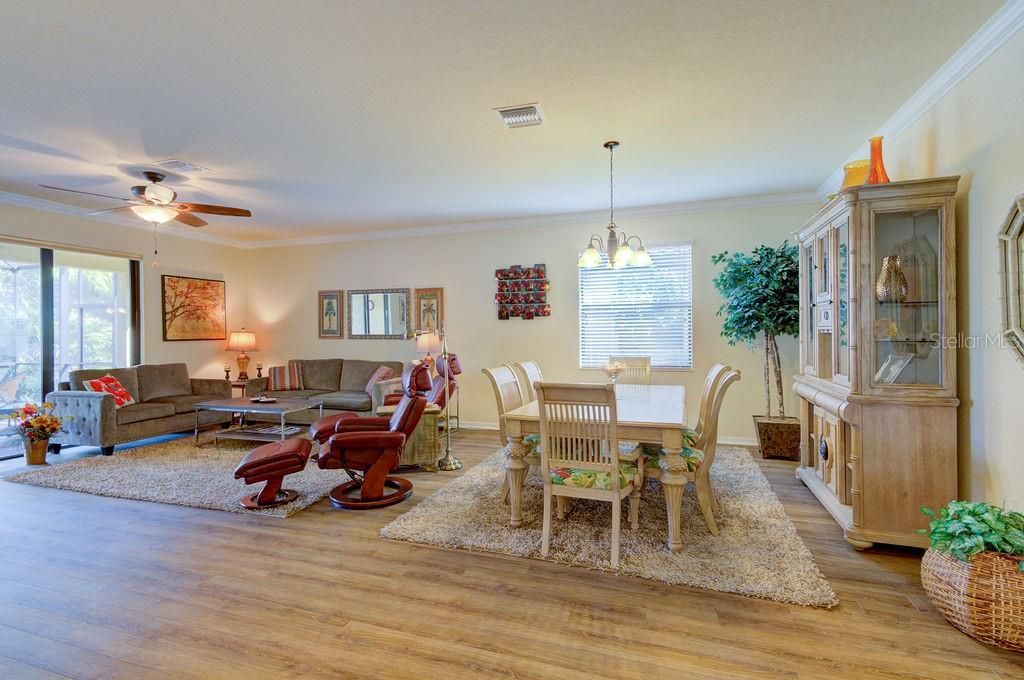 For Rent: $2,500 (4 beds, 3 baths, 2032 Square Feet)