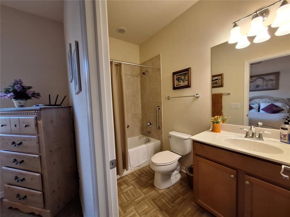 For Rent: $2,500 (4 beds, 3 baths, 2032 Square Feet)