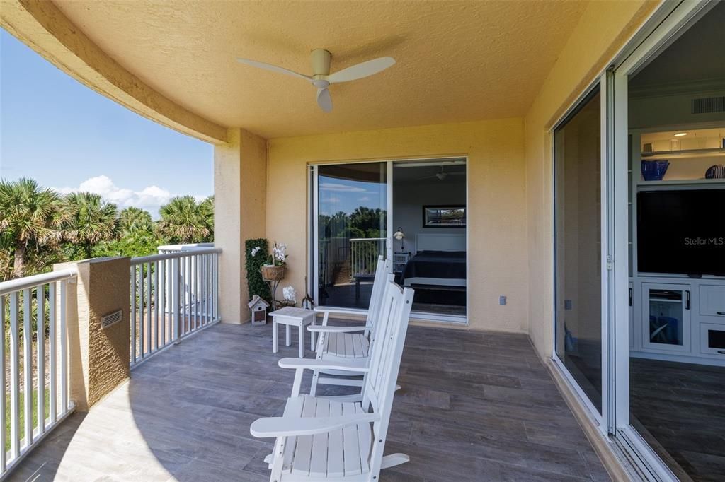 For Sale: $1,574,000 (4 beds, 3 baths, 2620 Square Feet)