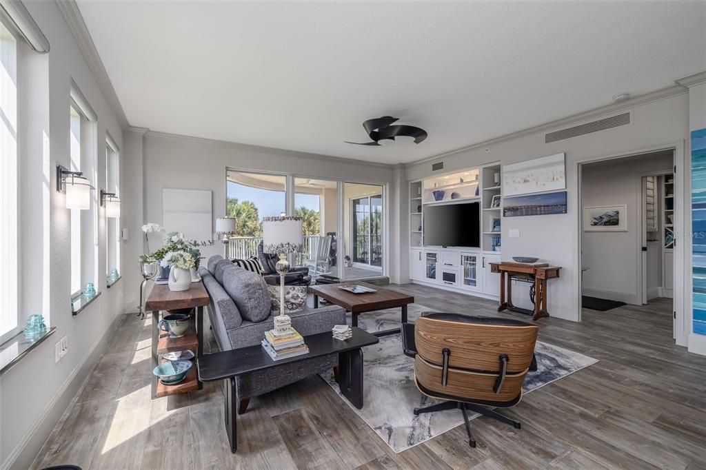 For Sale: $1,574,000 (4 beds, 3 baths, 2620 Square Feet)