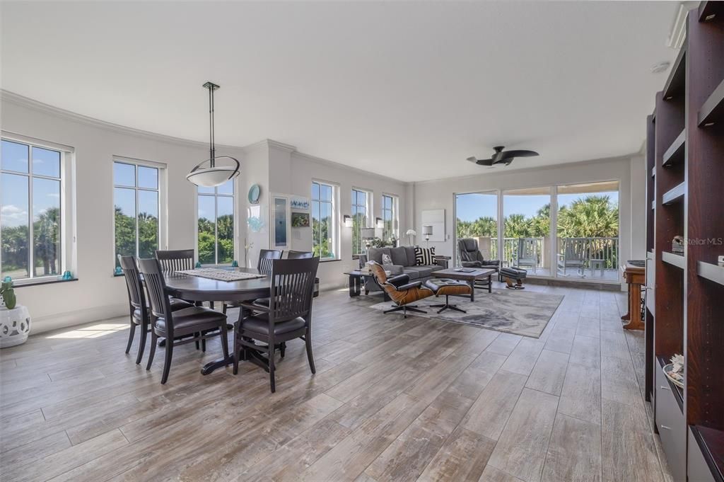 For Sale: $1,574,000 (4 beds, 3 baths, 2620 Square Feet)