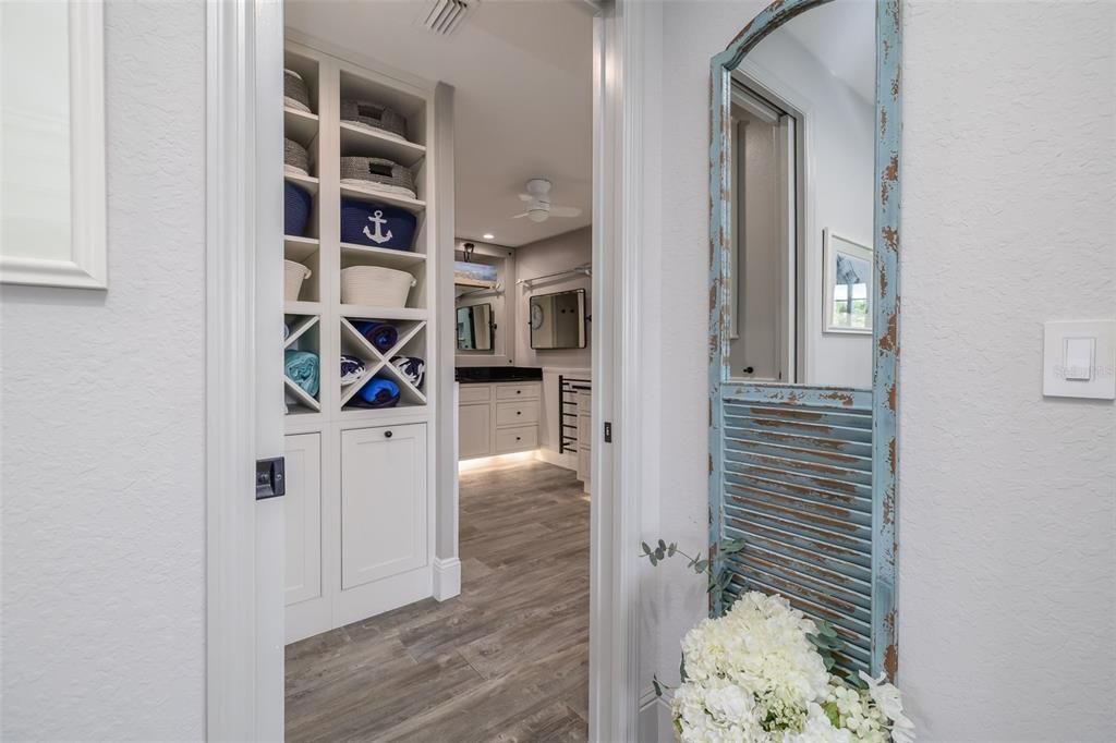 For Sale: $1,574,000 (4 beds, 3 baths, 2620 Square Feet)