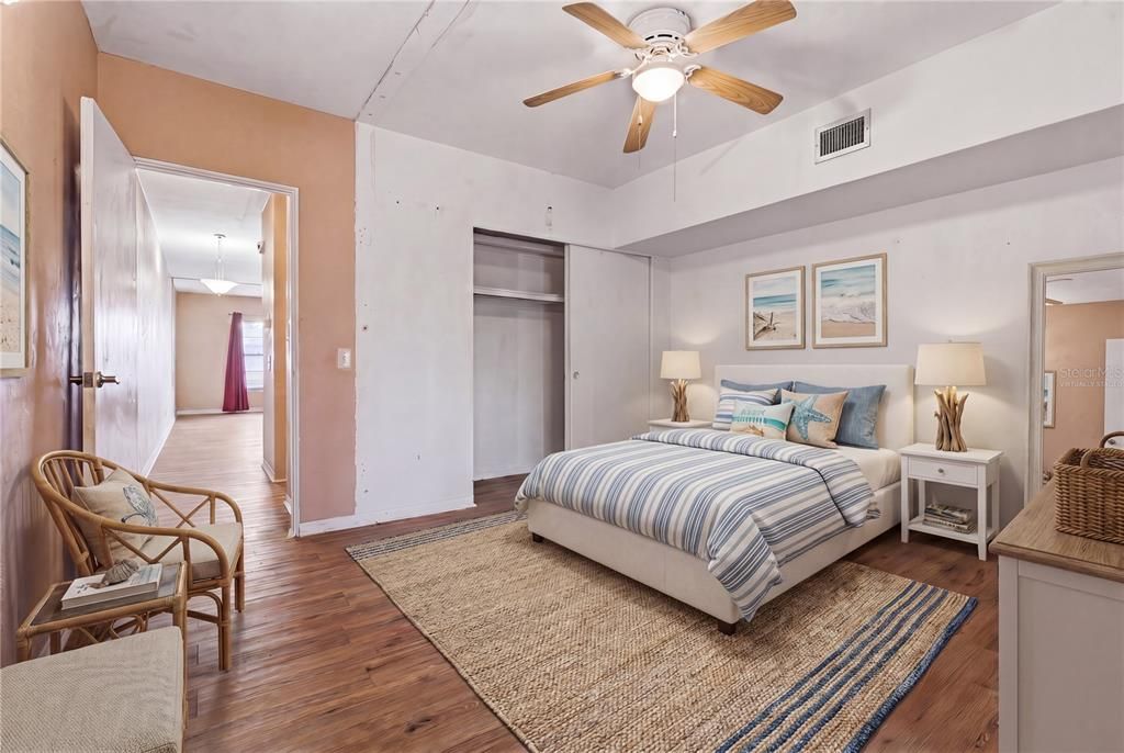 For Sale: $80,000 (1 beds, 1 baths, 595 Square Feet)