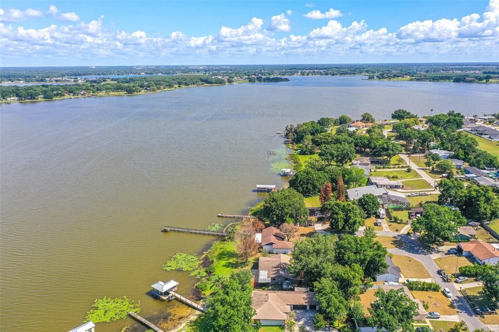 For Sale: $425,000 (4 beds, 2 baths, 2000 Square Feet)