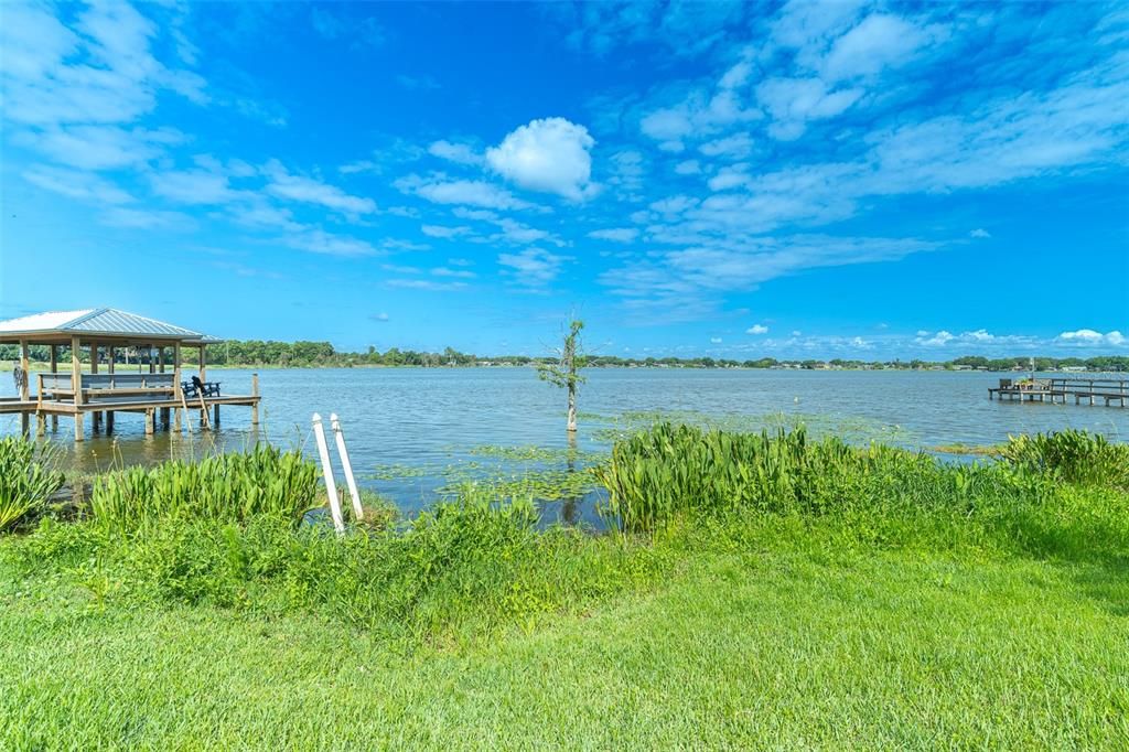 For Sale: $425,000 (4 beds, 2 baths, 2000 Square Feet)