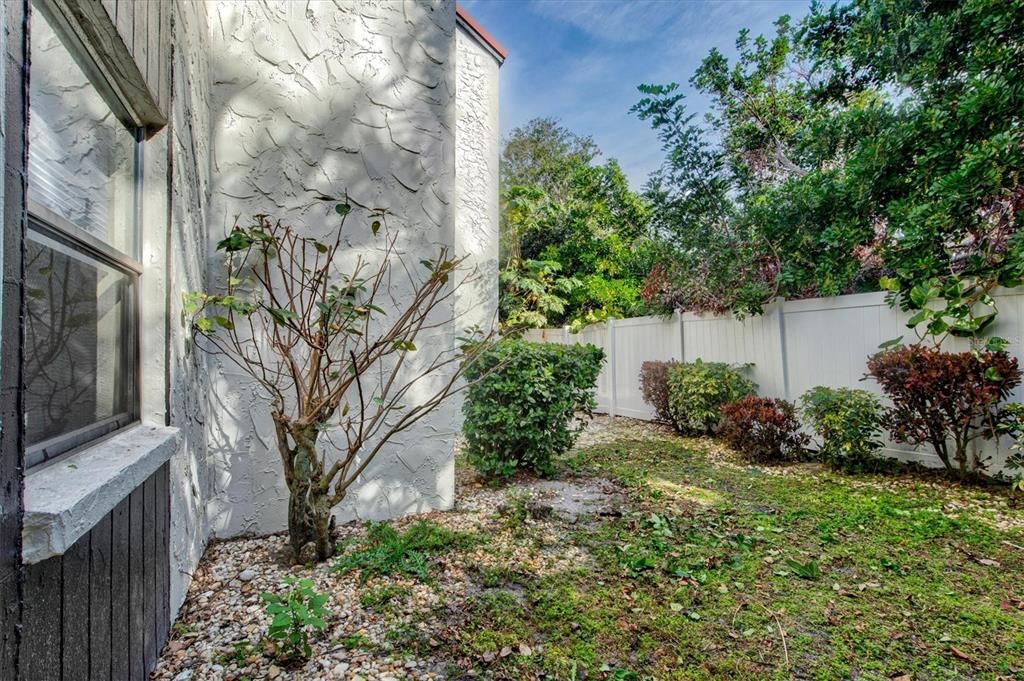 En Venta: $169,000 (2 camas, 2 baños, 964 Pies cuadrados)