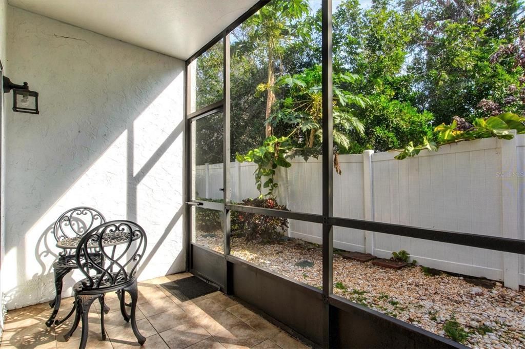 En Venta: $169,000 (2 camas, 2 baños, 964 Pies cuadrados)