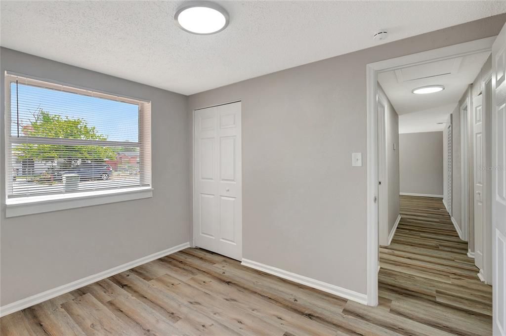 Activo con contrato: $249,900 (3 camas, 1 baños, 851 Pies cuadrados)
