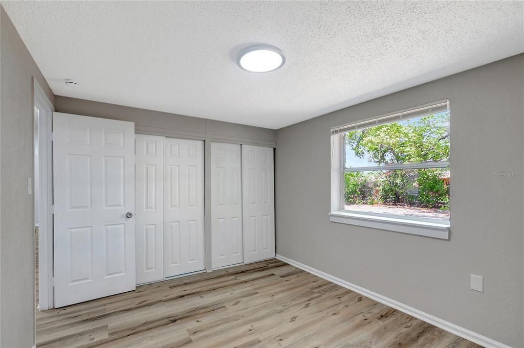 Activo con contrato: $249,900 (3 camas, 1 baños, 851 Pies cuadrados)