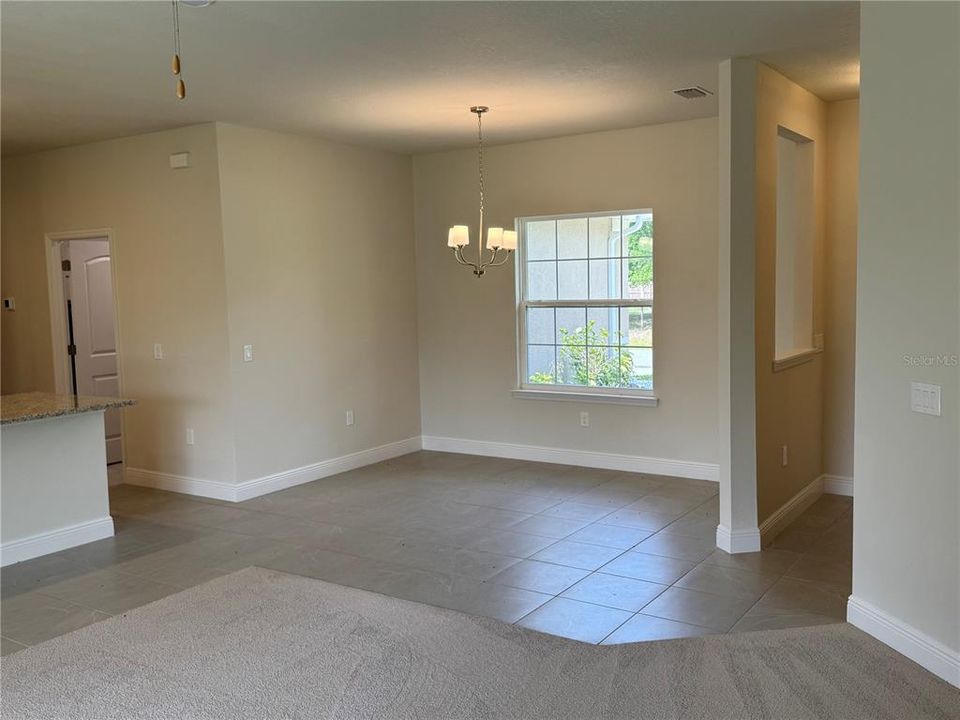 En Venta: $359,900 (4 camas, 2 baños, 1859 Pies cuadrados)