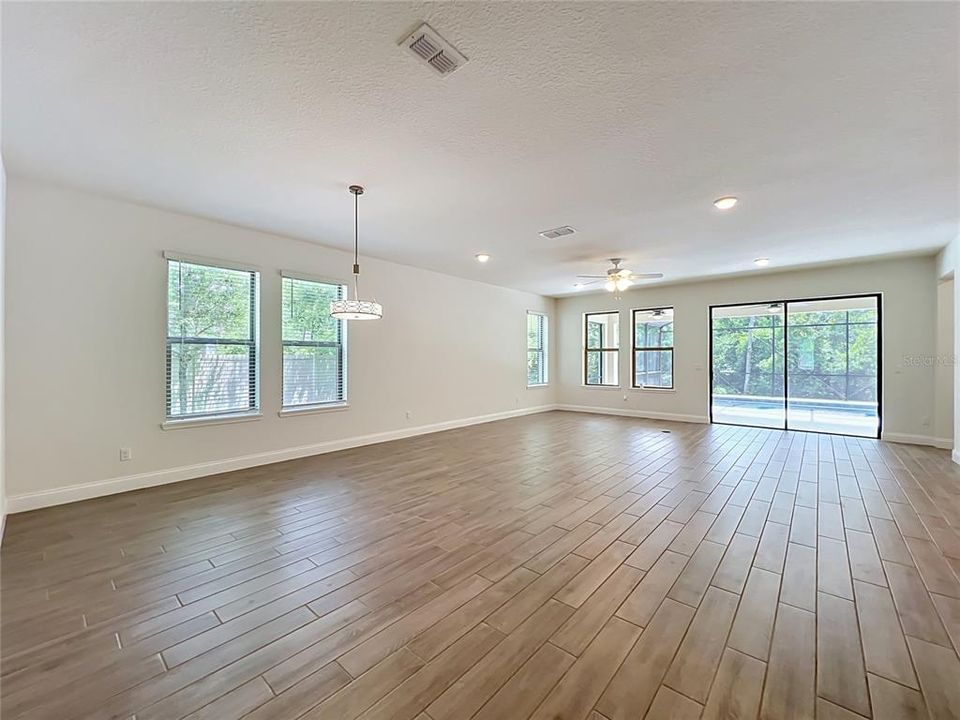 En Venta: $1,187,000 (6 camas, 4 baños, 4176 Pies cuadrados)
