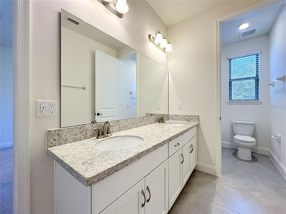 En Venta: $1,187,000 (6 camas, 4 baños, 4176 Pies cuadrados)