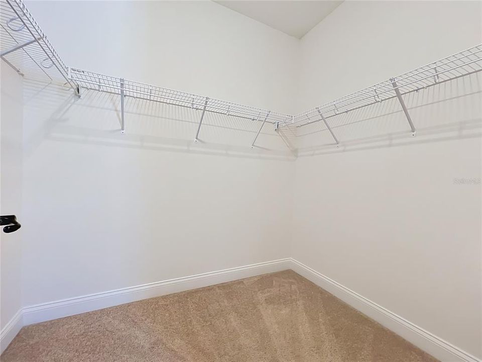 En Venta: $1,187,000 (6 camas, 4 baños, 4176 Pies cuadrados)