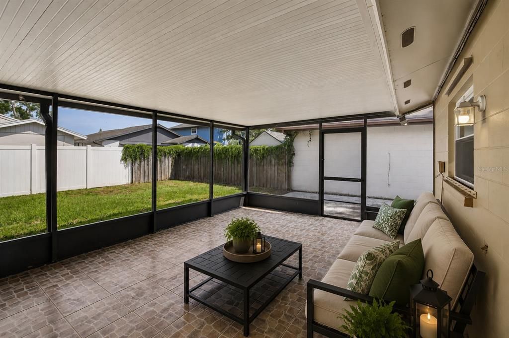 Activo con contrato: $315,000 (3 camas, 2 baños, 1173 Pies cuadrados)