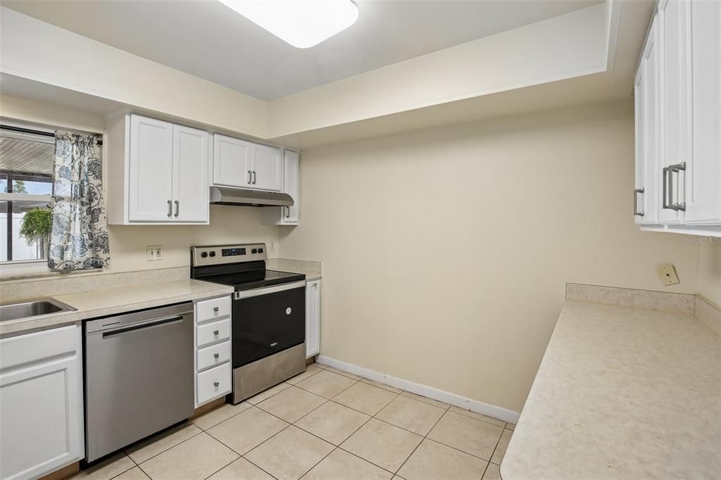 Activo con contrato: $315,000 (3 camas, 2 baños, 1173 Pies cuadrados)