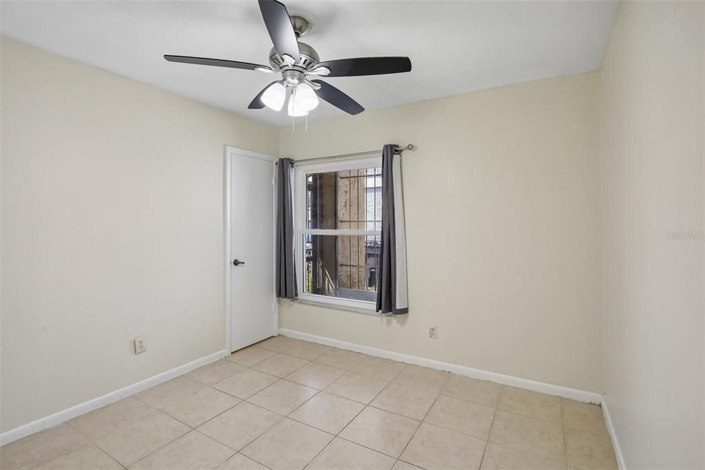 Activo con contrato: $315,000 (3 camas, 2 baños, 1173 Pies cuadrados)