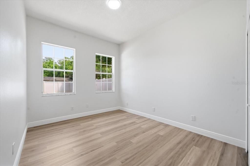 Activo con contrato: $629,000 (5 camas, 3 baños, 2613 Pies cuadrados)
