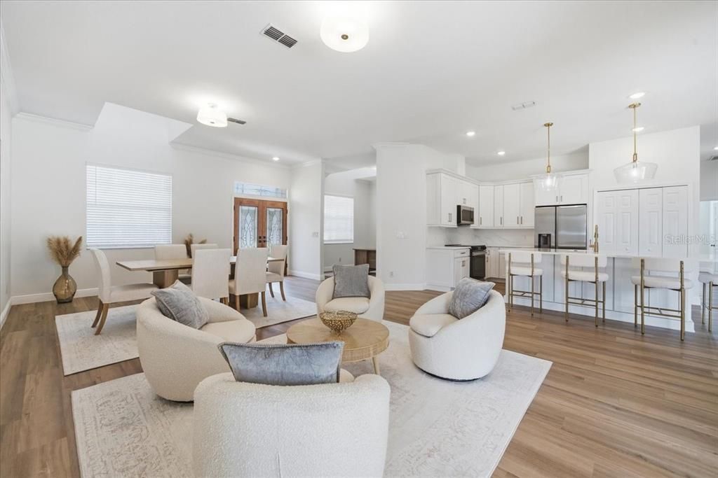 Activo con contrato: $629,000 (5 camas, 3 baños, 2613 Pies cuadrados)
