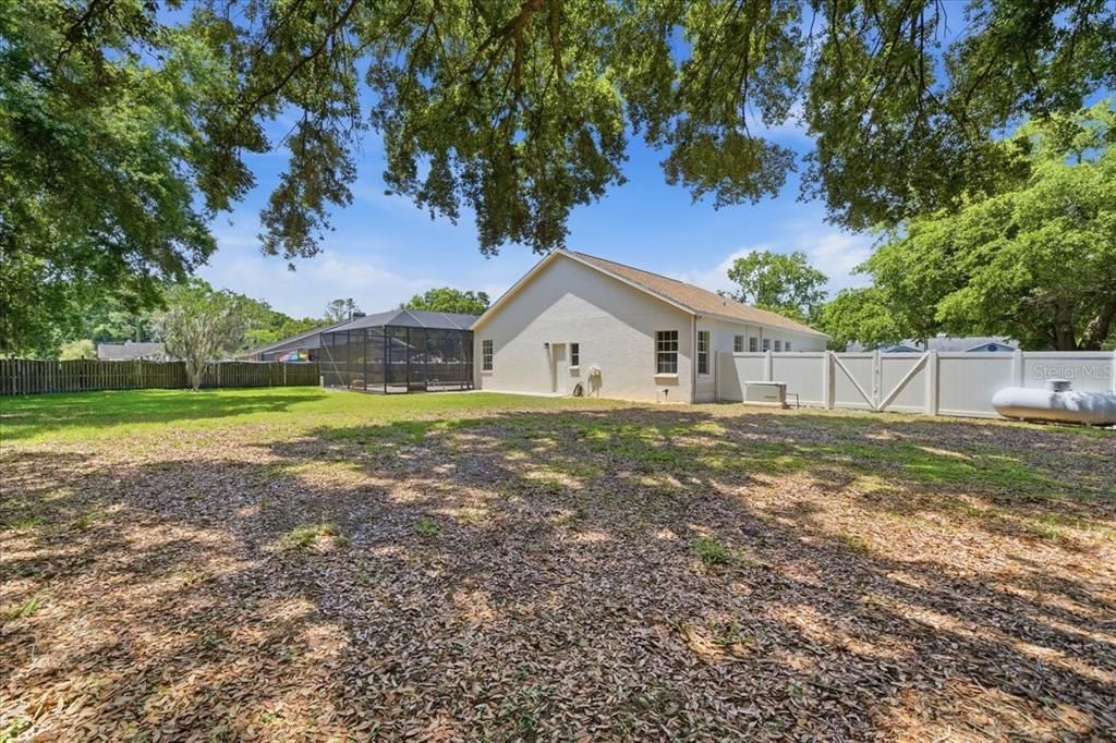Activo con contrato: $629,000 (5 camas, 3 baños, 2613 Pies cuadrados)