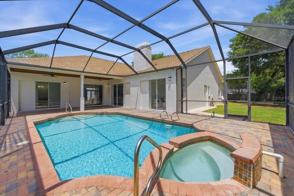 Activo con contrato: $629,000 (5 camas, 3 baños, 2613 Pies cuadrados)