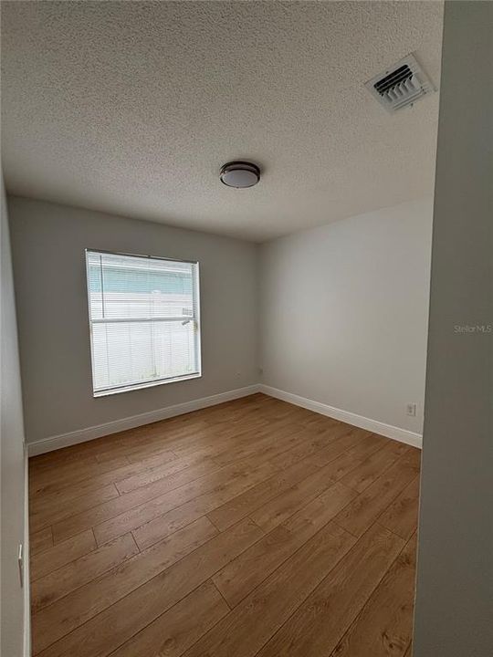 For Rent: $2,150 (3 beds, 2 baths, 1016 Square Feet)