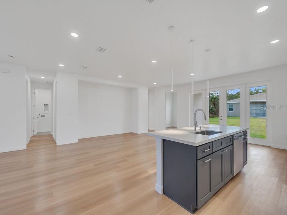 Active With Contract: $399,000 (4 beds, 3 baths, 2144 Square Feet)