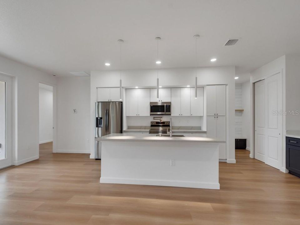 Active With Contract: $399,000 (4 beds, 3 baths, 2144 Square Feet)