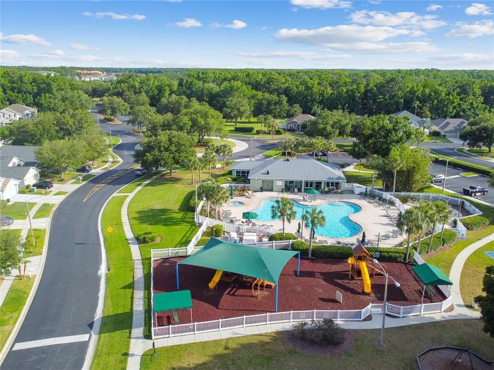 Activo con contrato: $404,999 (3 camas, 2 baños, 1640 Pies cuadrados)